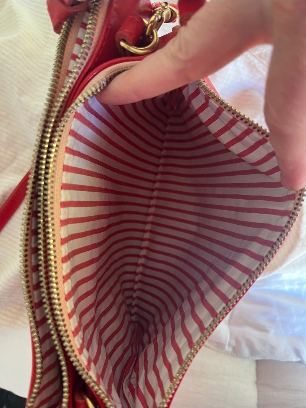 Clare V - Red Crossbody Shoulder Bag - Classic Women's Bag - Picture 4 of 6